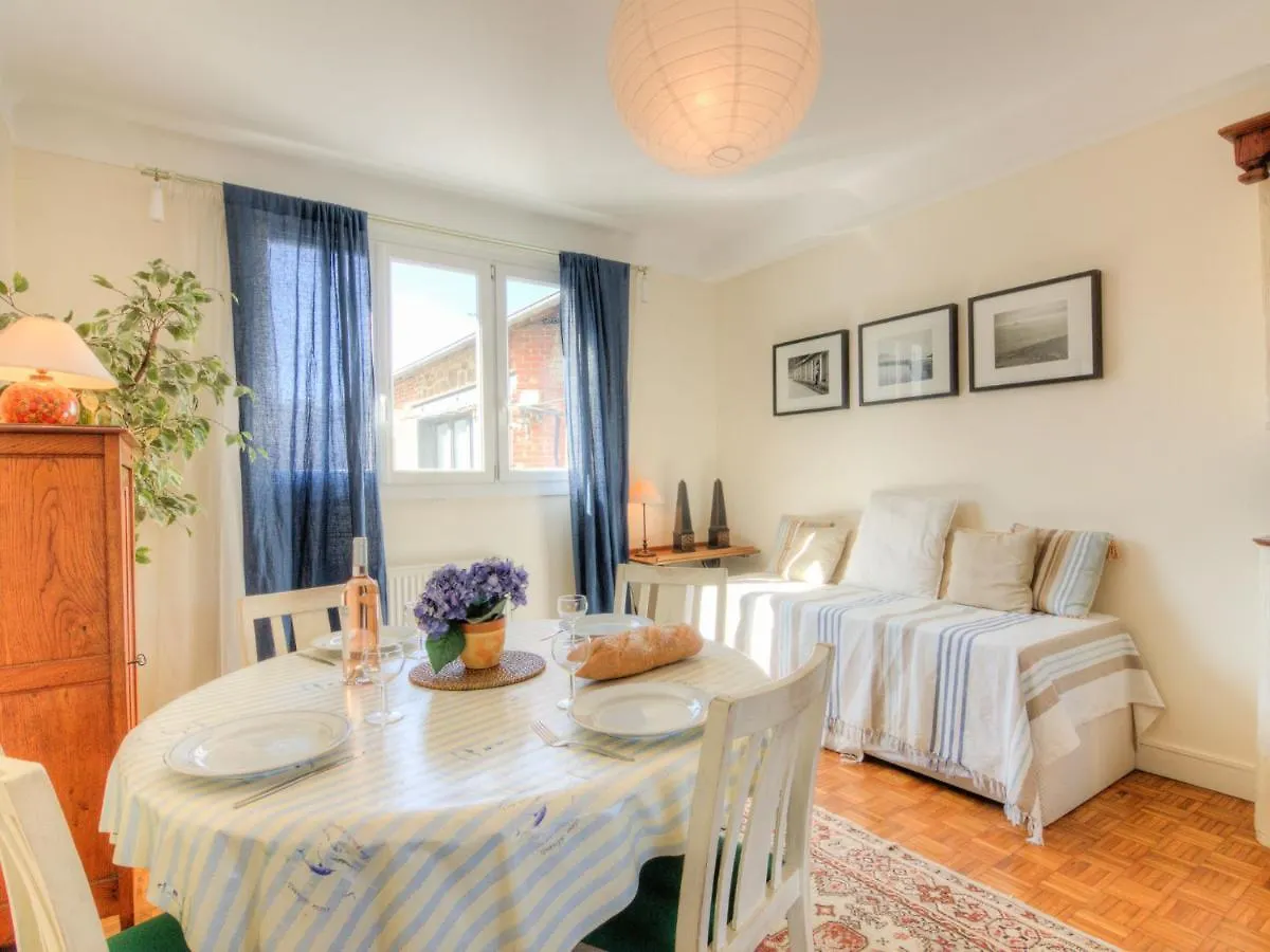 Apartment Les Mouettes By Interhome Ντινάρ